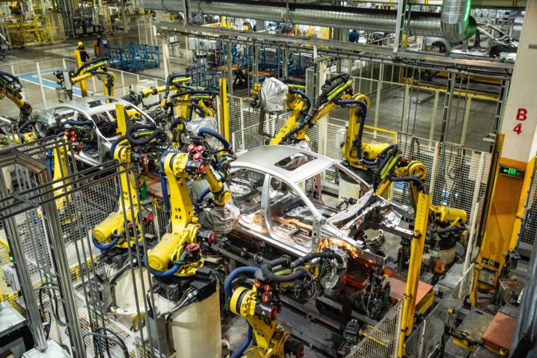 探秘上汽郑州工厂 荣威RX3与i5的诞生地，技术开发与生产细节一览